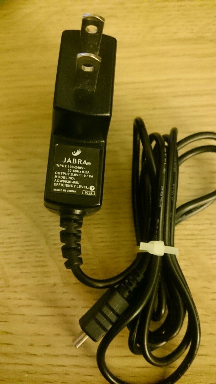 New Jabra ACW003B-05U 5.0V 0.18A AC DC Power Supply Adapter Charger